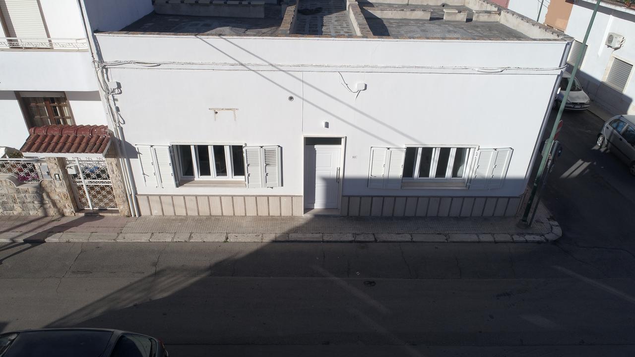 White Aurora Rooms Порто-Чезарео Екстер'єр фото